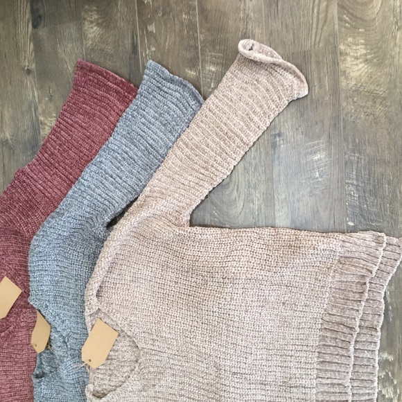 LIZZY- Wide Cuff Oversized Sweater - Picture 6 of 6